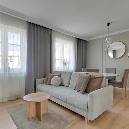 Grand Apartments - Willa Sobieski-3